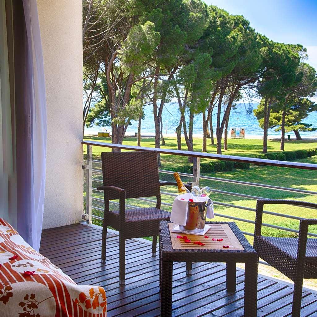 Falkensteiner Hotel Adriana - Adults Only Zadar Ruang foto