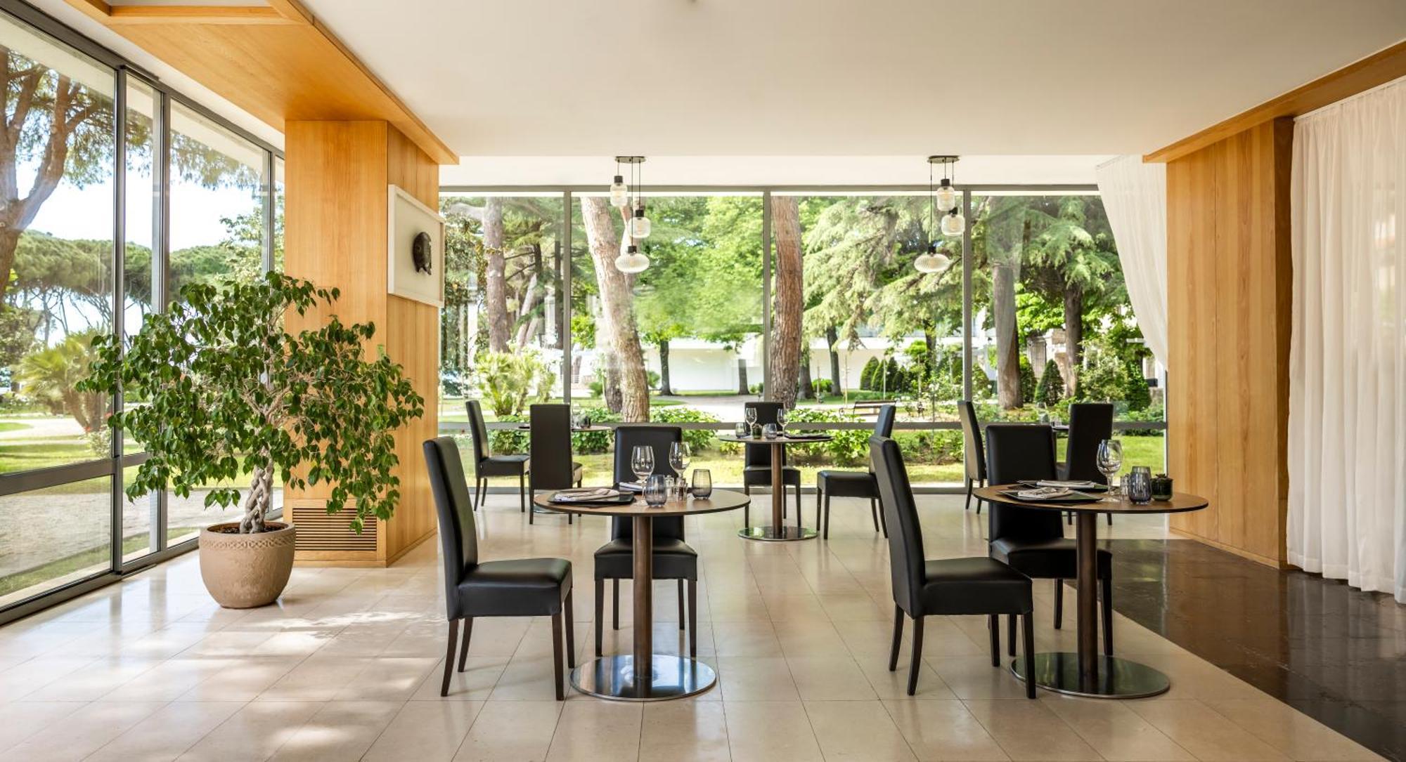 Falkensteiner Hotel Adriana - Adults Only Zadar Bagian luar foto